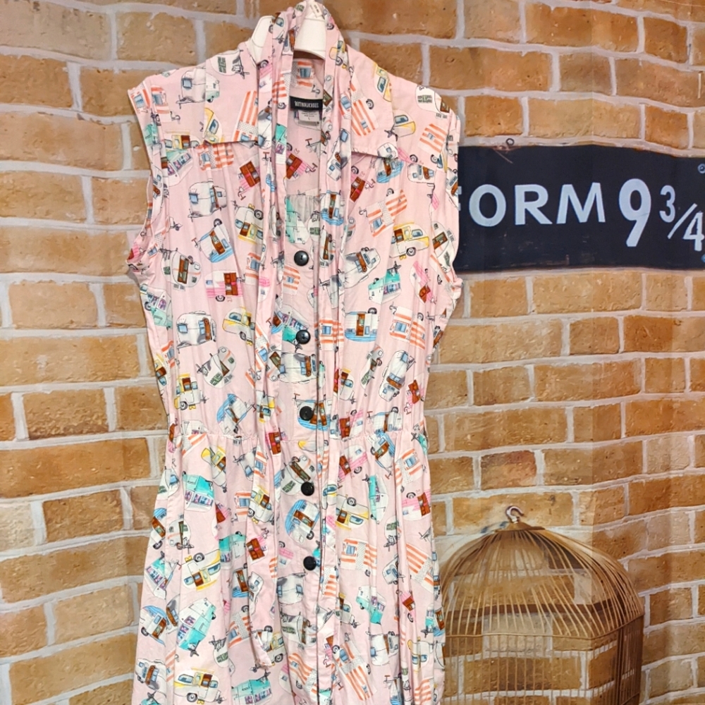 Retro style maxi dress